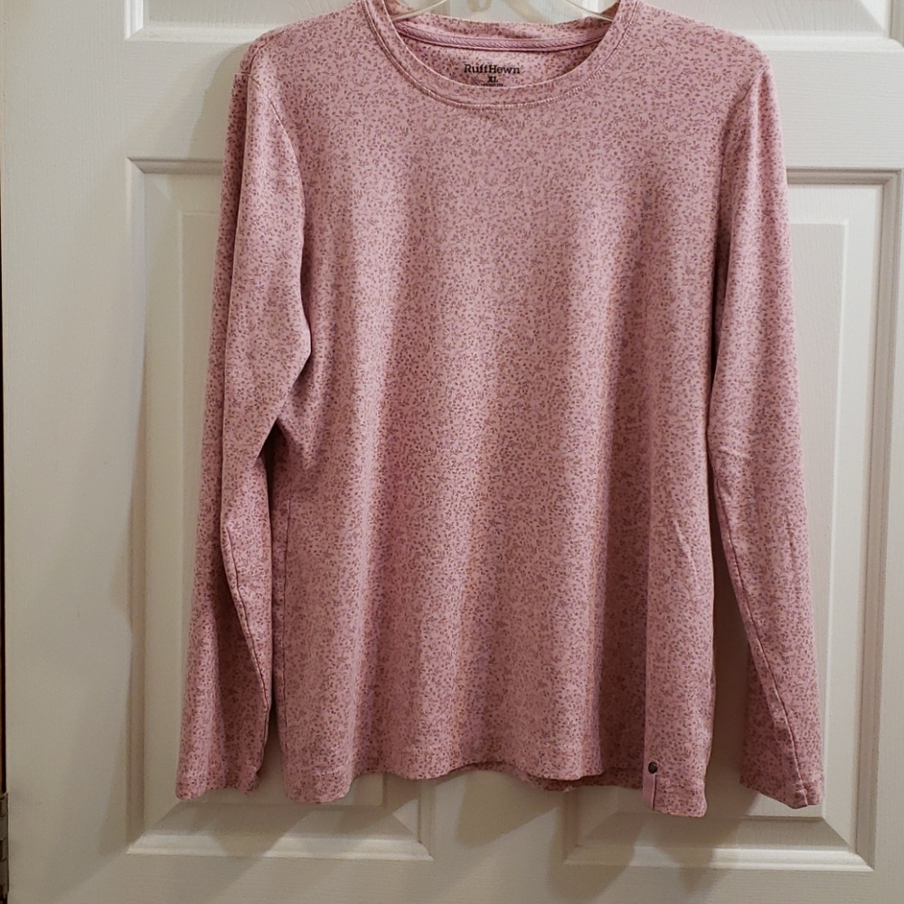 Long sleeved floral pink top